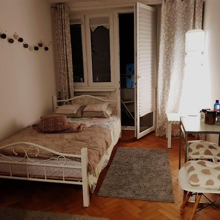 Apartament Plac Trzech Krzyzy Varşovia Exterior foto