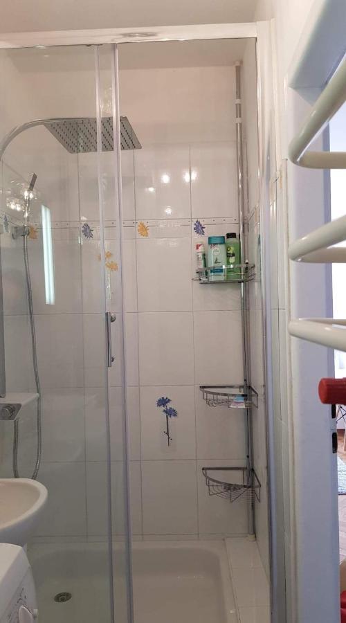 Apartament Plac Trzech Krzyzy Varşovia Exterior foto