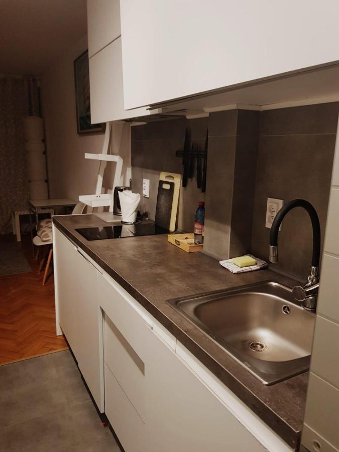 Apartament Plac Trzech Krzyzy Varşovia Exterior foto